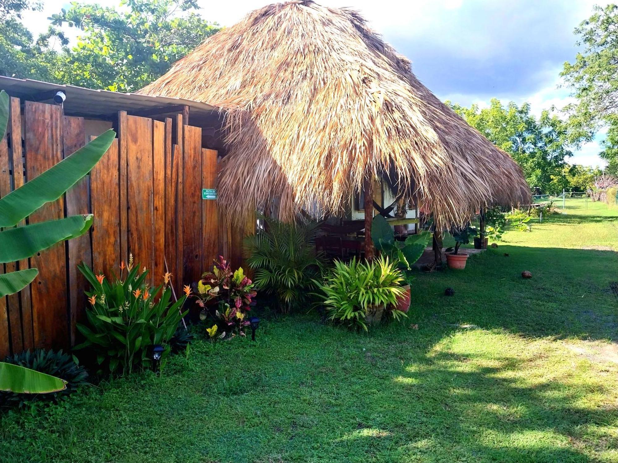 Cabanas Rusticas Las Peñitas Exteriör bild